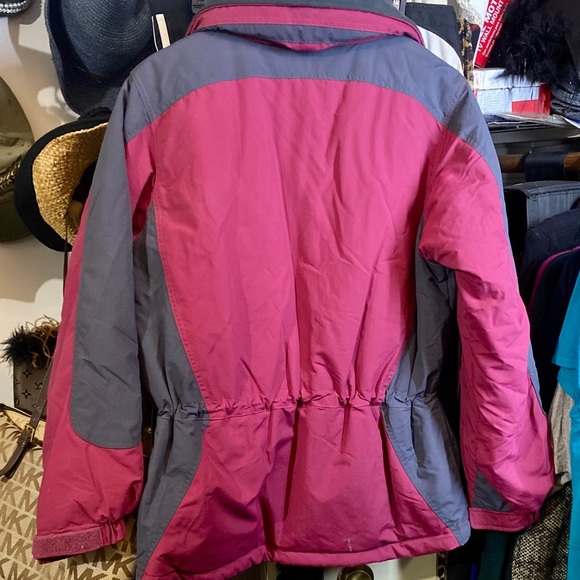 Pre-owned LL Bean Ladies Snow/Ski Jacket Size Medium - Picture 9 of 16